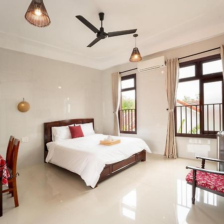 Pink Beach Homestay Хойан Экстерьер фото