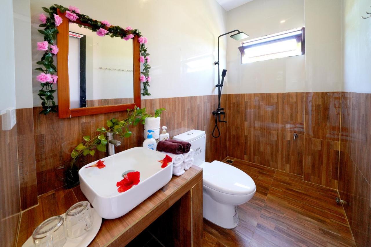 Pink Beach Homestay Хойан Экстерьер фото
